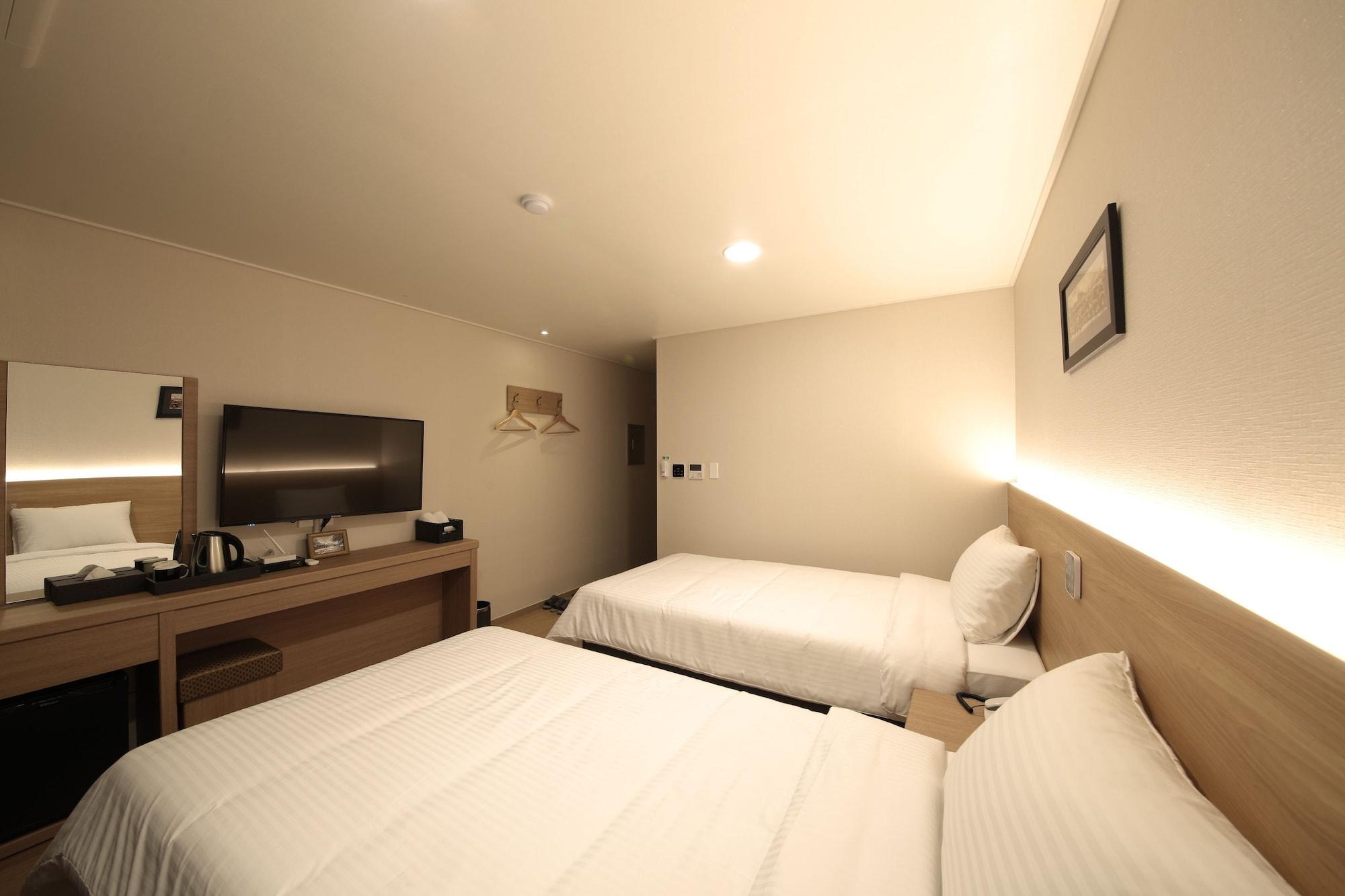 Harbor Hotel Jeju Esterno foto