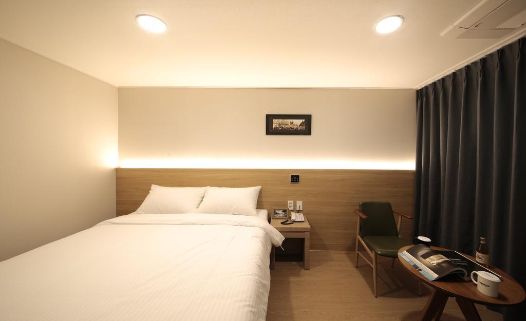 Harbor Hotel Jeju Esterno foto